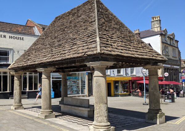 198191188_927199641190208_3206148172687645491_n Modern image of Buttercross in Chippenham High Street