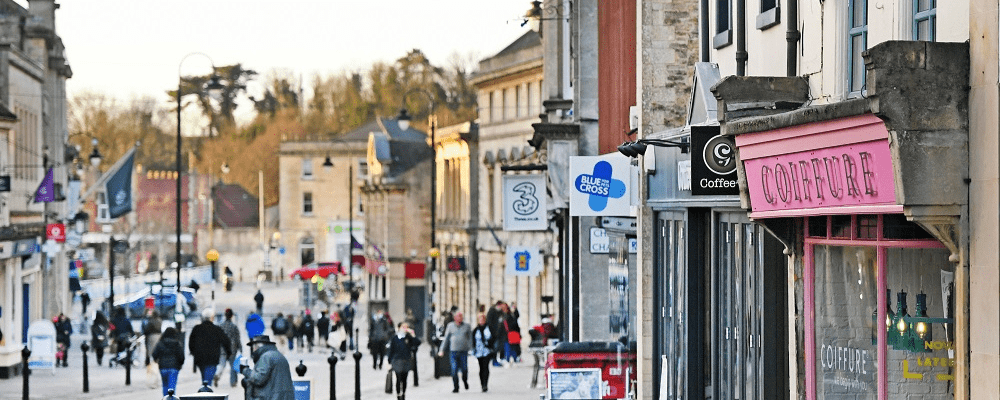 High Street Figures Header Image Photograph of chippenham high street