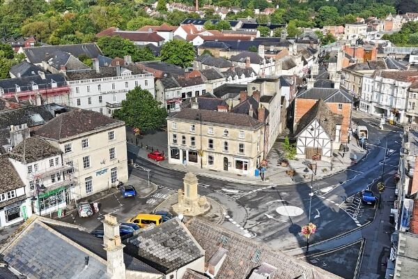 Town Centre Yelde Drone Header Image Photograph from above of Chippenham including the memorial