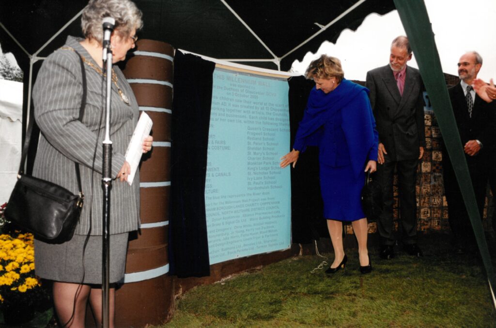 HRH Duchess of Gloucester unveiling a plaque
